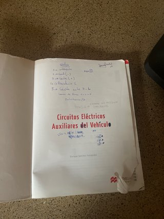 Circuitos eléctricos auxiliares del vehículo