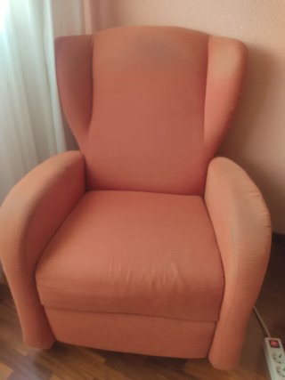Butaca naranja de tela