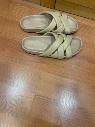 Chanclas Zara Beige Piel Cruzadas