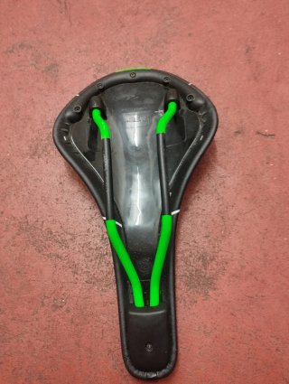 Sillín CUBE MTB Negro/Verde