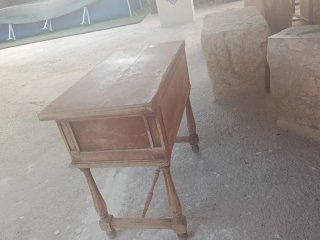 Mesa de madera rústica