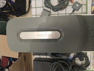 Lote Xbox 360 con 5  mandos y juegos