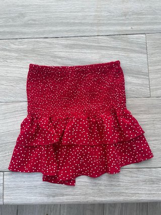 Top rojo de lunares con volantes