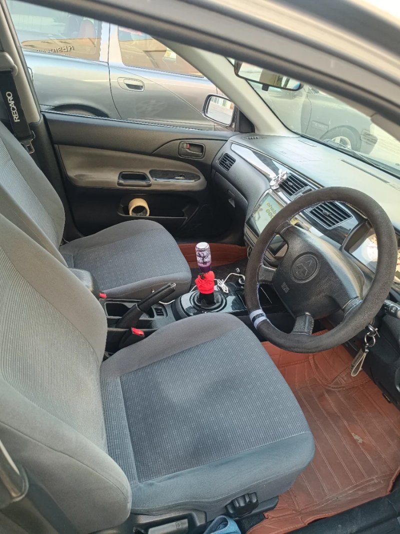 Mitsubishi Lancer 2005 - foto 1