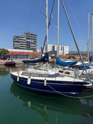 Velero Dufour 2800