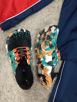 Lote Ropa + Bañadores + Botines