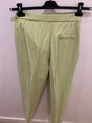 Pantalón verde