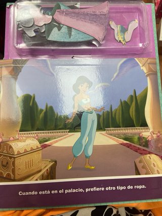 Conoce a las princesas Disney y dibújalas