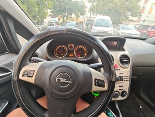 Opel Corsa 2008. --  LEER BIEN --