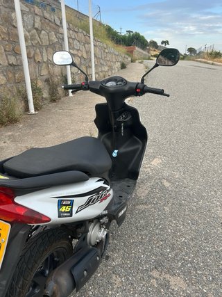Yamaha Jog RR 49cc Scooter