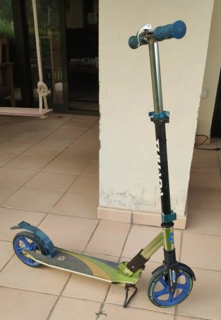 Patinete plegable Tijuana con suspensión delantera