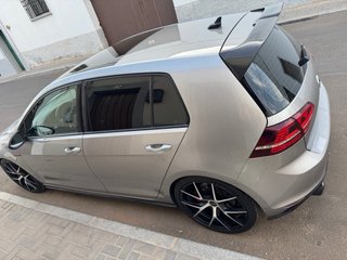 Volkswagen Golf gti 220cv