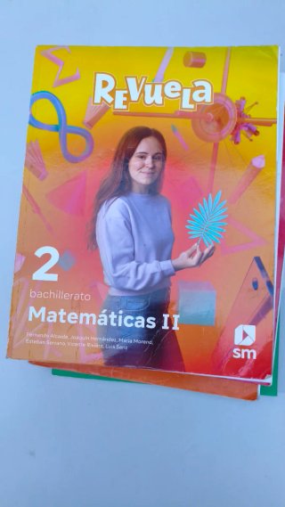 10 Libros 2° Bachillerato Tecnologico Sagrada Fami