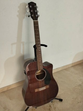 Guitarra Electroacústica Fender