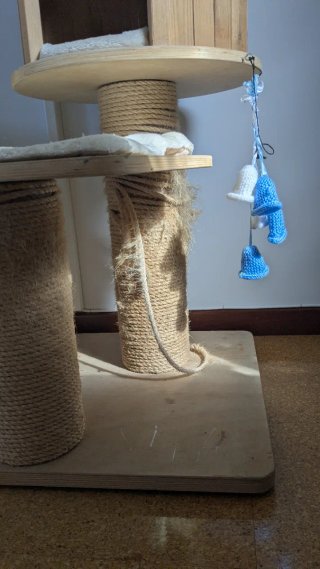 Torre para gatos con hamaca y casa