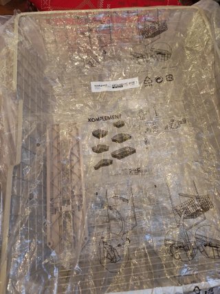 Conjunto de cuatro cestos Komplement Ikea Metal.