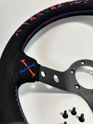 Volante Vertex Desplazado Alcantara