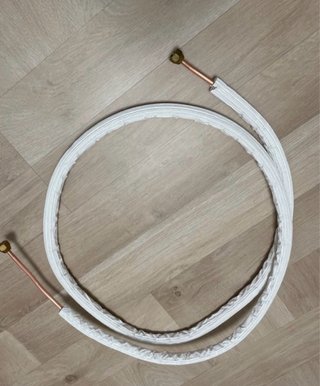 Tubo cobre 1/4 con tuercas y armaflex 2 m Cobre.