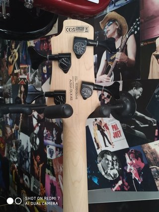 (Nueva) Bajo Eléctrico Cort Action DLX AS