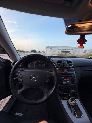 Mercedes-Benz  CLK 2003