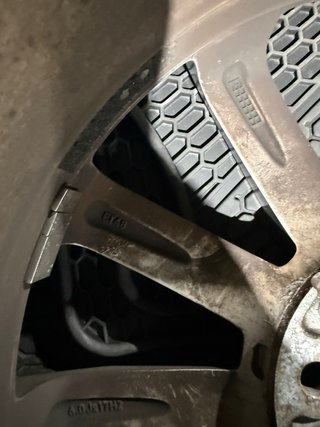 Llantas VW 17” Originales 5x112 + Neumáticos