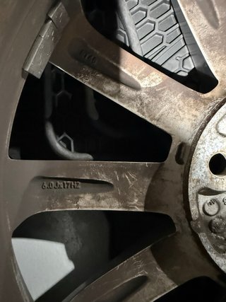 Llantas VW 17” Originales 5x112 + Neumáticos