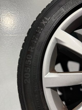 Llantas VW 17” Originales 5x112 + Neumáticos