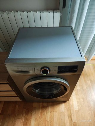 Lavadora Balay plateada