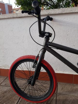 2 Bicicletas BMX Negras. 50€ cada una
