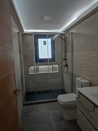 Baños y Cocinas