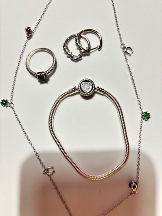 Conjunto Pandora: Anillo, Pulsera, Aros y Collar