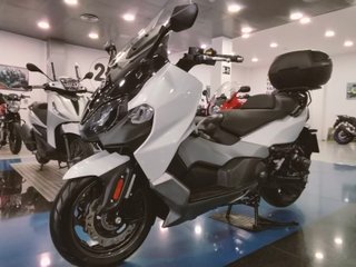 Maxi Scooter SYM 500