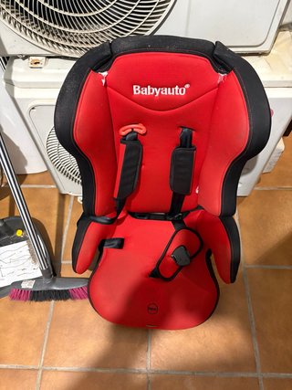 Silla de coche Babyauto roja