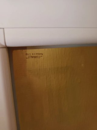 Ventanas de aluminio blancas. Ancho 96 cm Alto 120