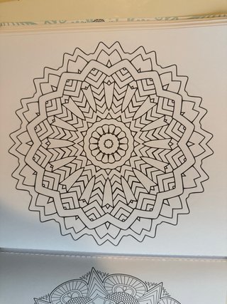Libro 46 mandalas para colorear
