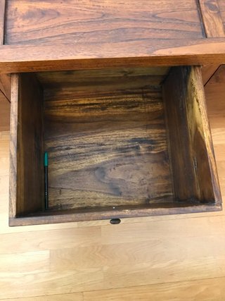 Banco de madera con 3 cajones