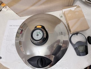 Tapa rapada 24cm  AMC con avisador