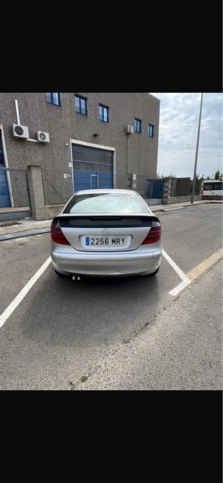 Mercedes-Benz Clase C 2001