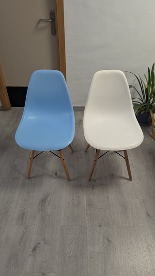 2 Sillas Diseño Nórdico Azul y Blanca