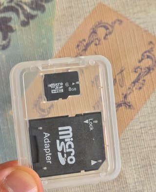 Tarjeta MicroSD 8GB + adaptador (nuevo)
