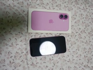 iPhone 16 Rosa/Morado