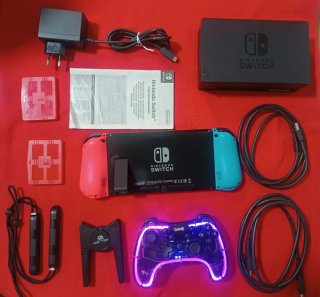 Nintendo Switch + Accesorios