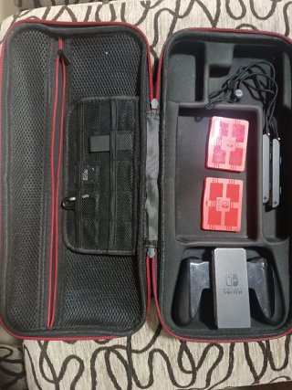 Nintendo Switch + Accesorios