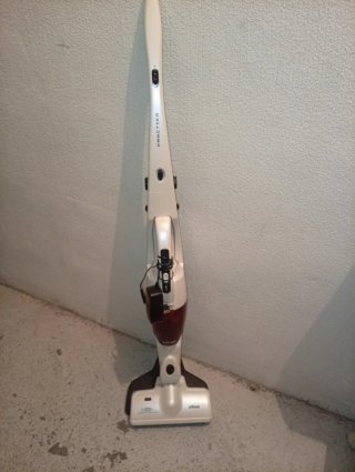 TV Plana LG y Aspiradora Barredora