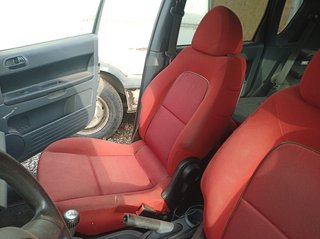 ASIENTO DELANTERO DERECHO MITSUBISHI COLT CZ3 BER