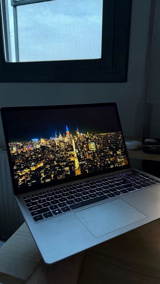 Dell Inspiron 3520 i7 16GB RAM 512GB SSD Táctil