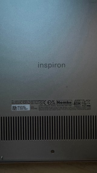 Dell Inspiron 3520 i7 16GB RAM 512GB SSD Táctil