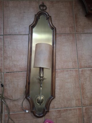Aplique de pared madera y metal