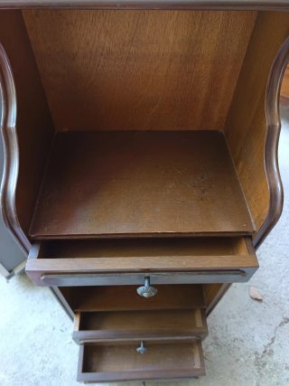 Mueble de entrada de madera