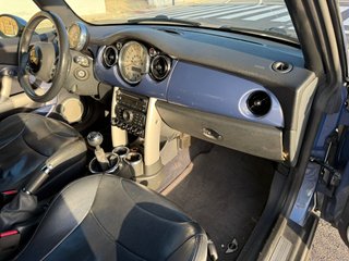 MINI Cabrio 2004